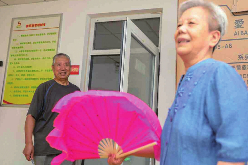七旬夫妻带头三代人要捐献遗体 外孙女成人礼后第一件事是填申请表