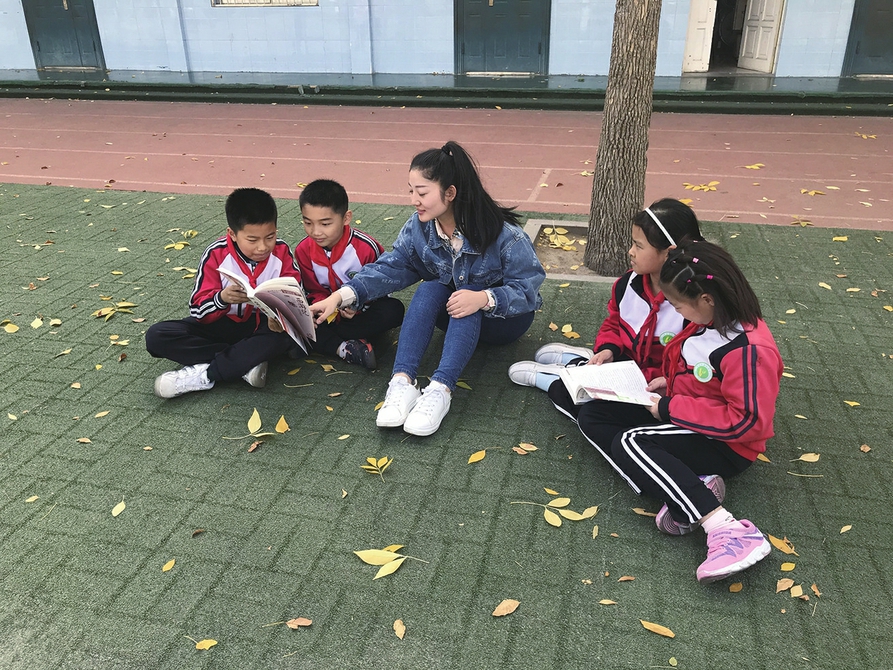 一个,吴家小学小空间有大天地 阳光校园里