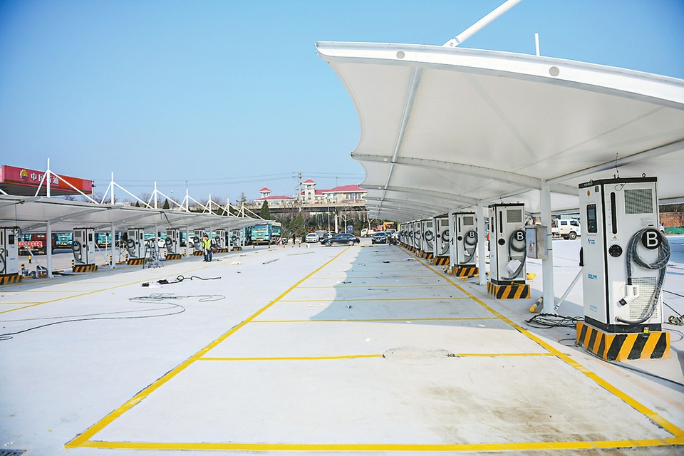 济南市区公共充电车位现状： “新”陈代谢