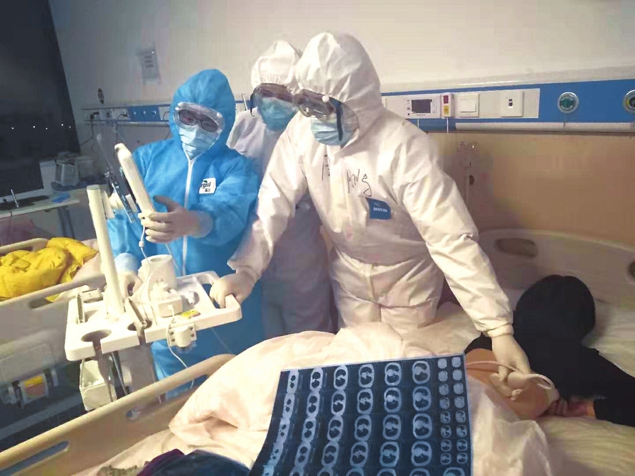 先后四批共150名医护人员驰援湖北 “我们是山东大学齐鲁医院的!”