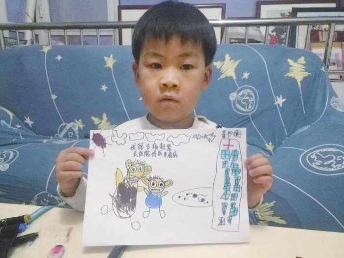 画画唱歌、测温值守，老少齐出力