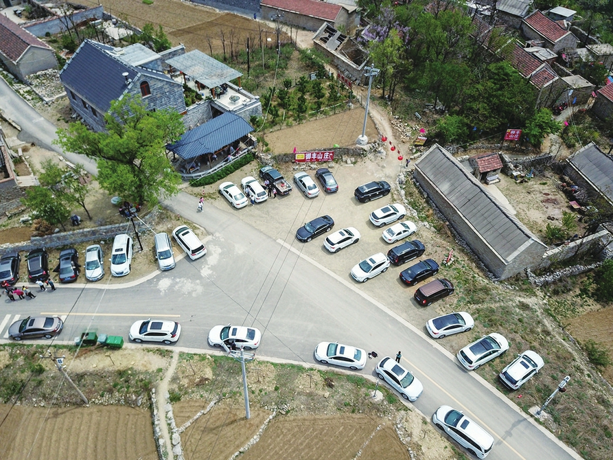 探访电视剧《安家》取景地 悬崖上的农家乐