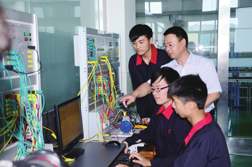 济南电子机械工程学校 用工匠精神感染学生为社会输送技能人才