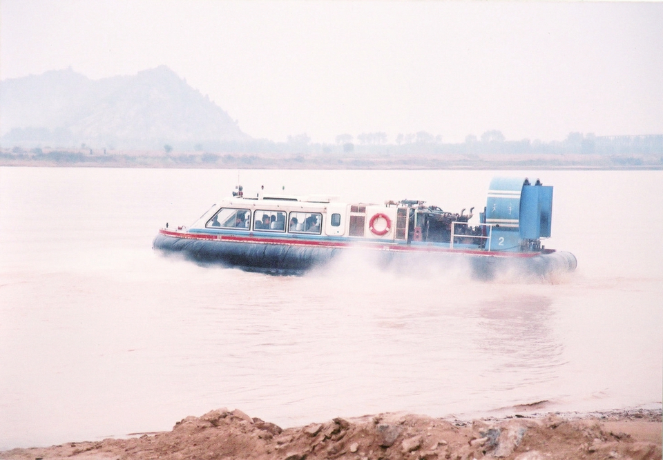 19年前曾经火爆济南，运行5年最终退出市场——乘气垫船游黄河，如今能否重现？