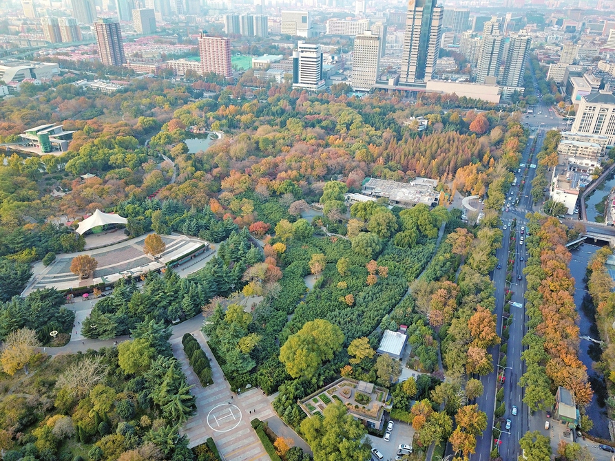 济南出台规定禁止公园内设高档餐馆等 新时报记者实地调查 探访了仨公园，不合规餐饮还真有